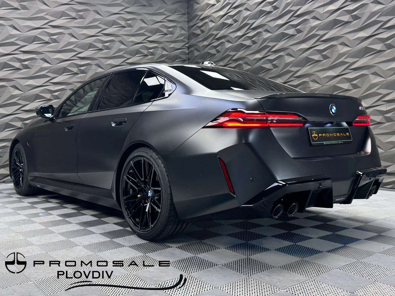 BMW M5 G90 Ceramic* B&W* Carbon* Ultimate Package - изображение 3