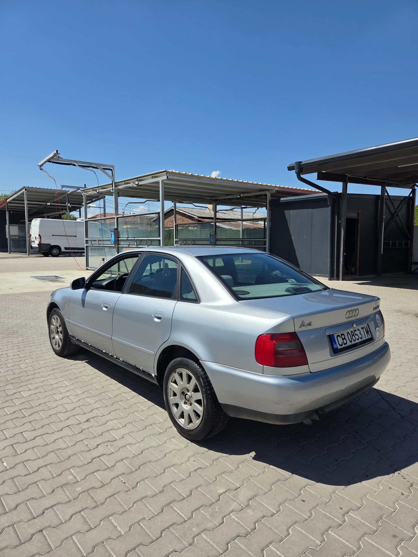 Audi A4 1.9 TDI - изображение 7