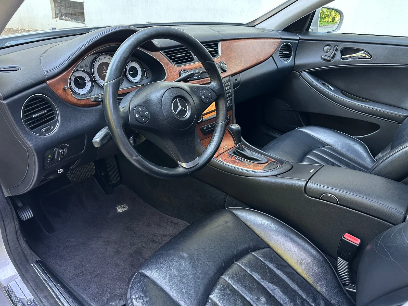 Mercedes-Benz CLS 320 FACE / АВТОМАТИК / ПОДГРЕВ - изображение 9