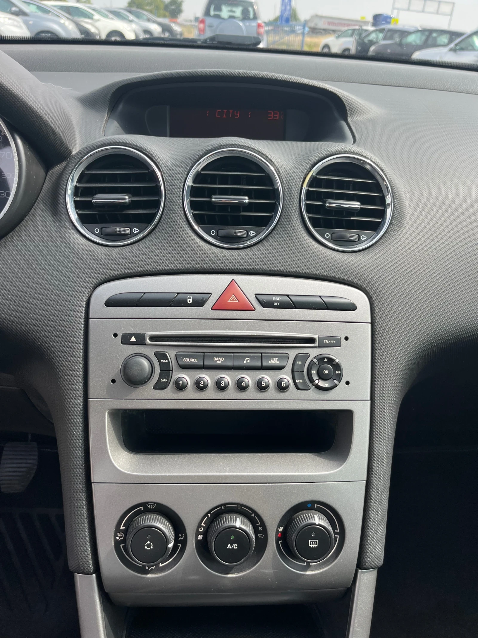Peugeot 308 1.6 HDi - изображение 9