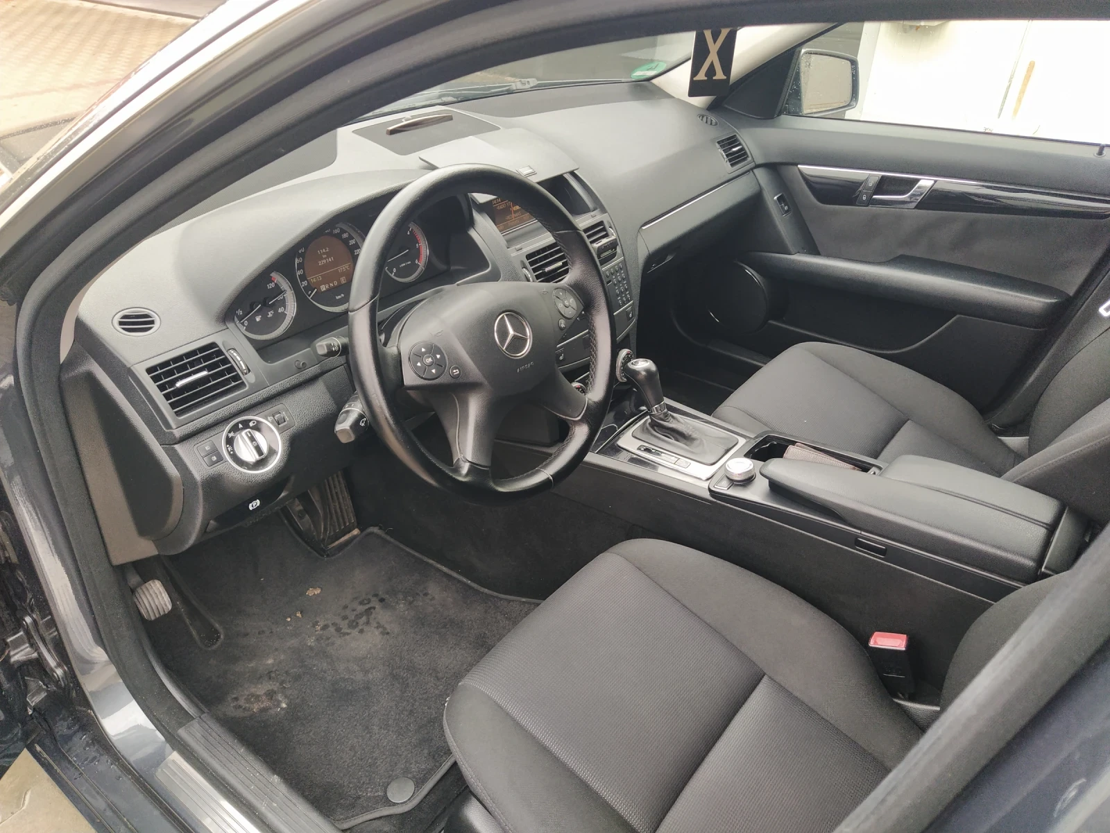 Mercedes-Benz C 220  - изображение 7