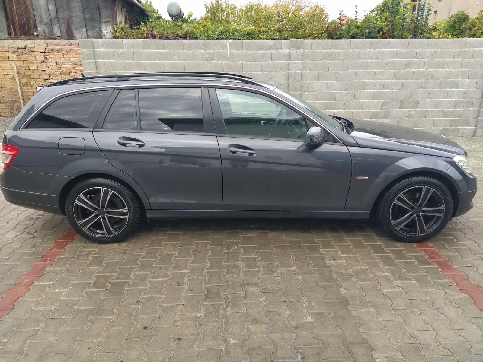 Mercedes-Benz C 220  - изображение 3