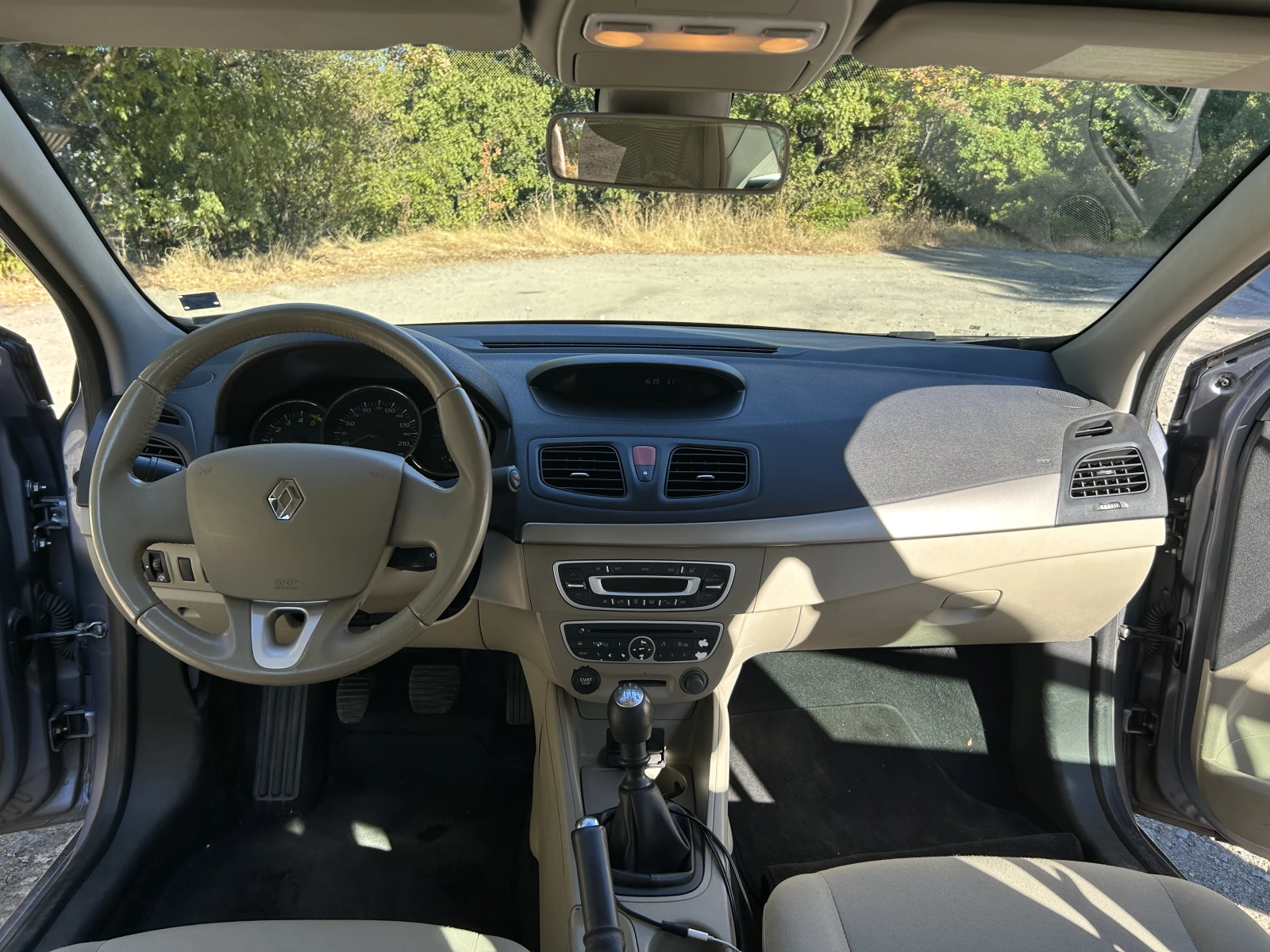 Renault Fluence 1.5 dci - изображение 7