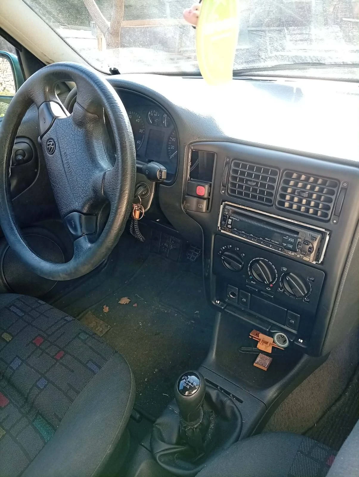 VW Polo  - изображение 8