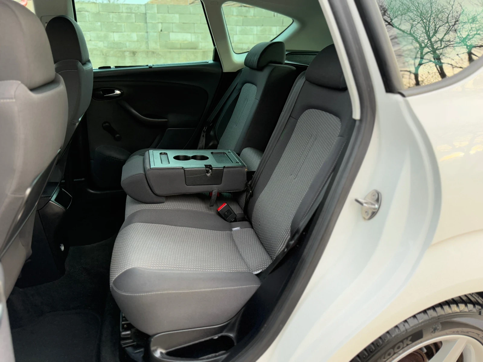 Seat Altea XL, снимка 11 - Автомобили и джипове - 53916748