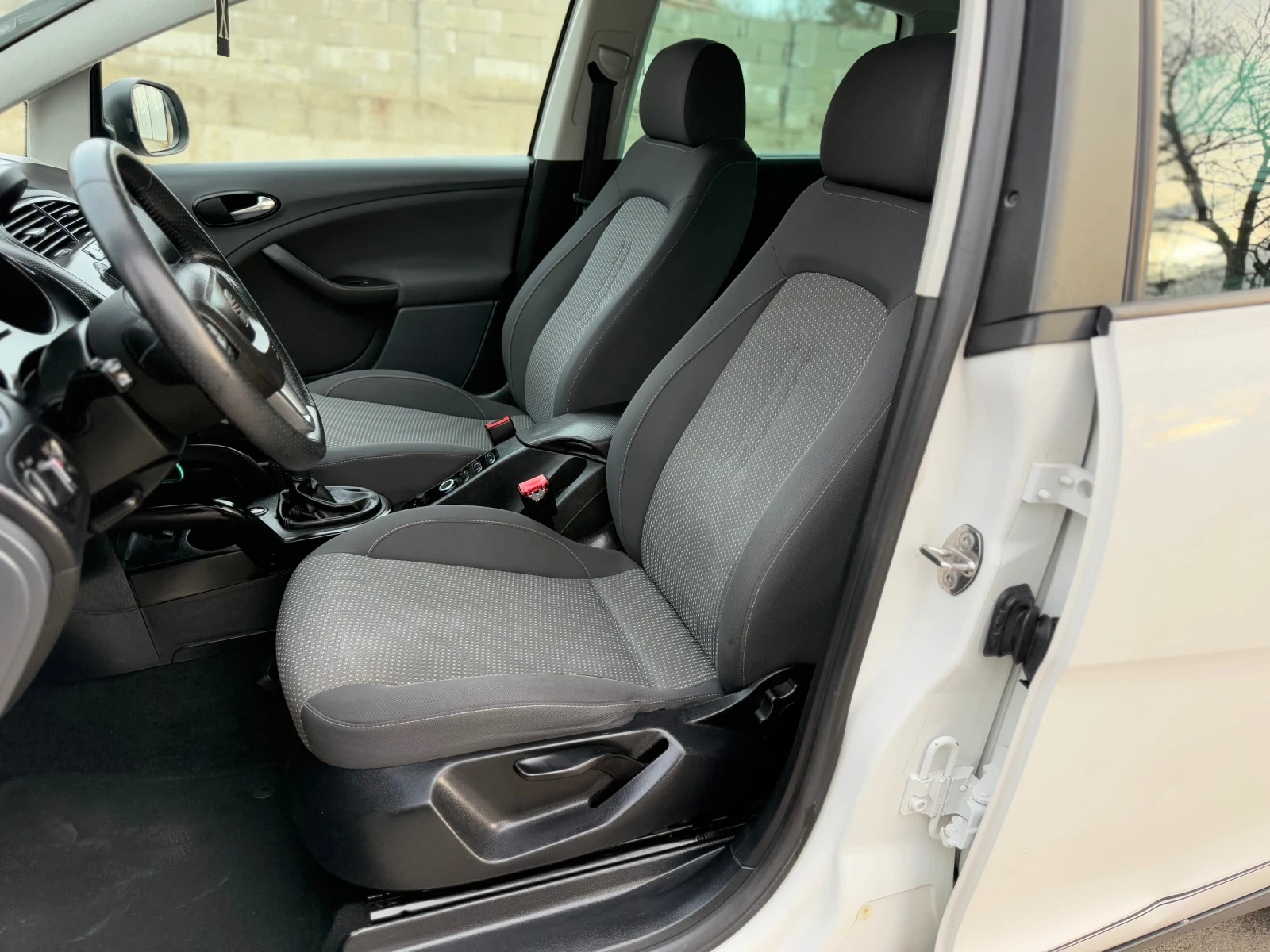 Seat Altea XL, снимка 10 - Автомобили и джипове - 53916748