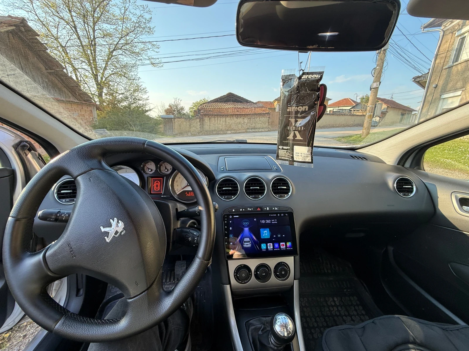 Peugeot 308 SW 1.6Hdi, снимка 4 - Автомобили и джипове - 54238816