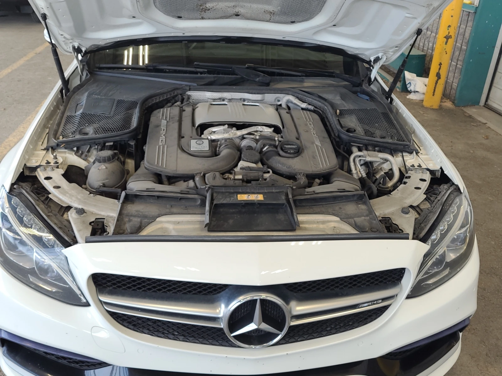 Mercedes-Benz C 63 AMG ������ * ��������� ���� �� �����! | Mobile.bg � ����������� 9
