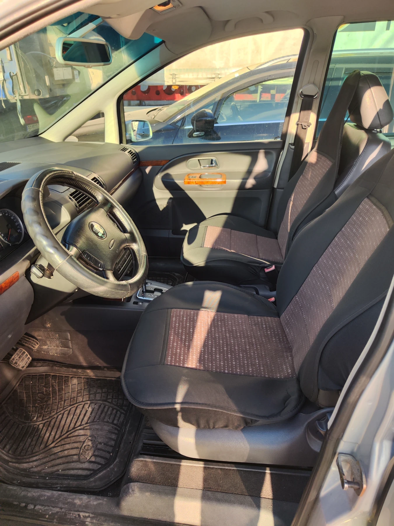 Seat Alhambra, снимка 2 - Автомобили и джипове - 54313962