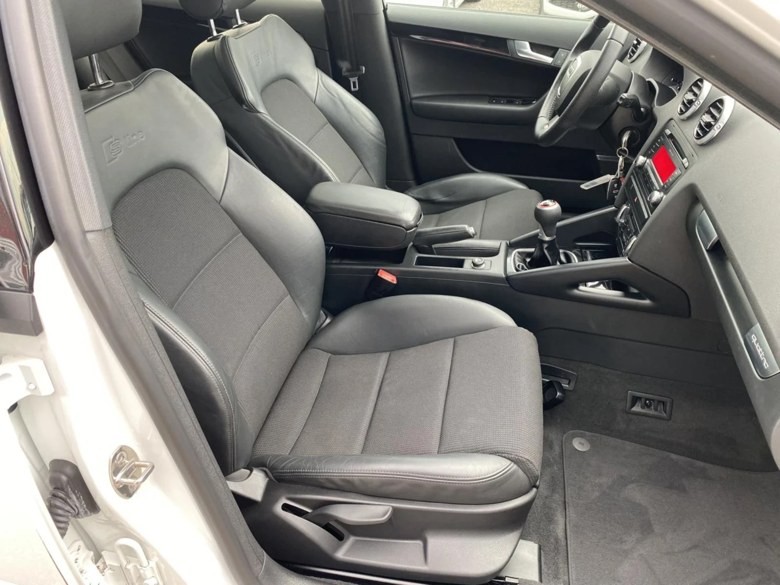 Audi A3 1.8TFSI S-LINE 4X4, снимка 9 - Автомобили и джипове - 54627243