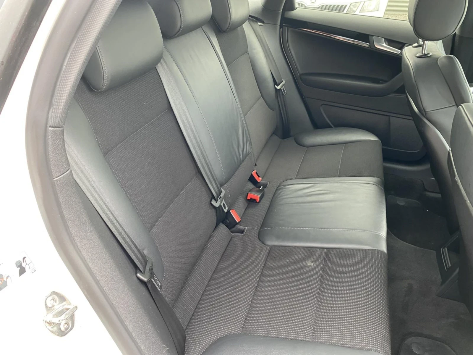 Audi A3 1.8TFSI S-LINE 4X4, снимка 11 - Автомобили и джипове - 54627243