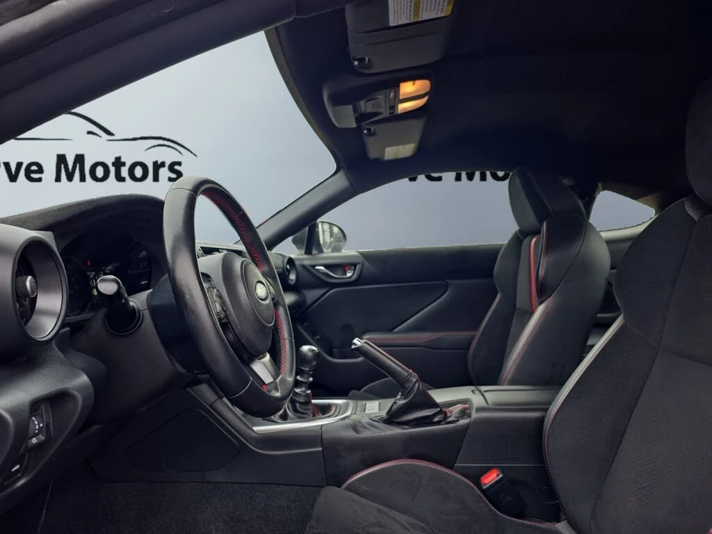 Subaru BRZ * АвтоКредит * (ЦЕНА ДО БГ), снимка 13 - Автомобили и джипове - 54633818