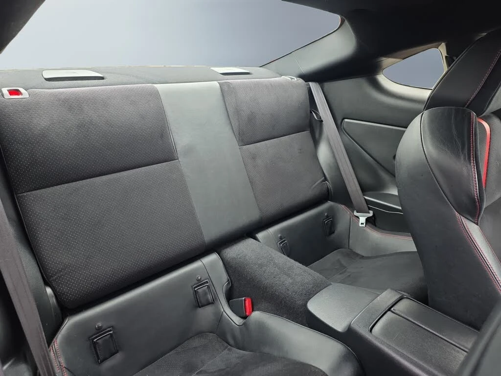Subaru BRZ * АвтоКредит * (ЦЕНА ДО БГ), снимка 15 - Автомобили и джипове - 54633818