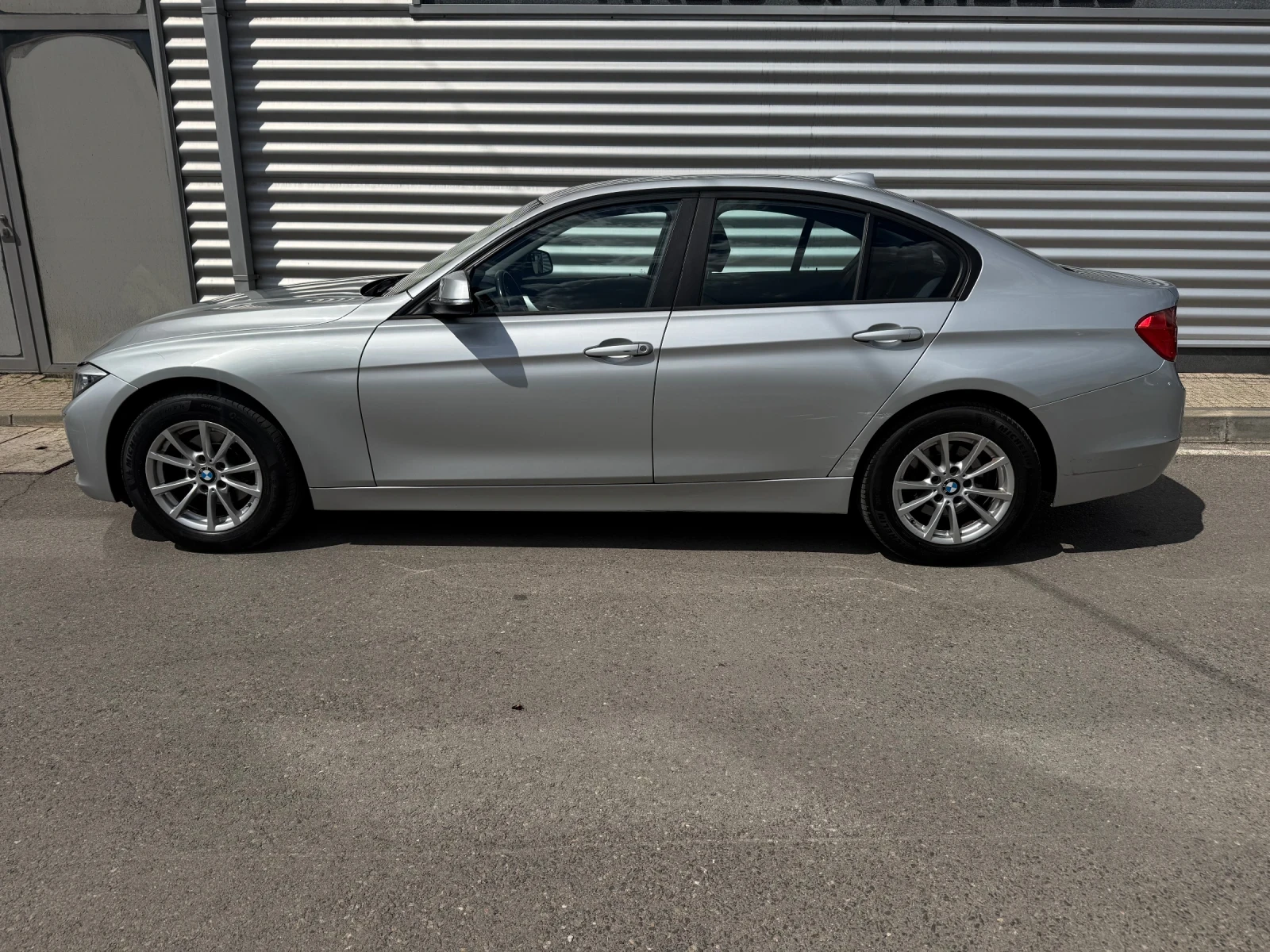 BMW 318 N47D+ 2.0d+ Euro5B+ 143kc, снимка 2 - Автомобили и джипове - 54915216