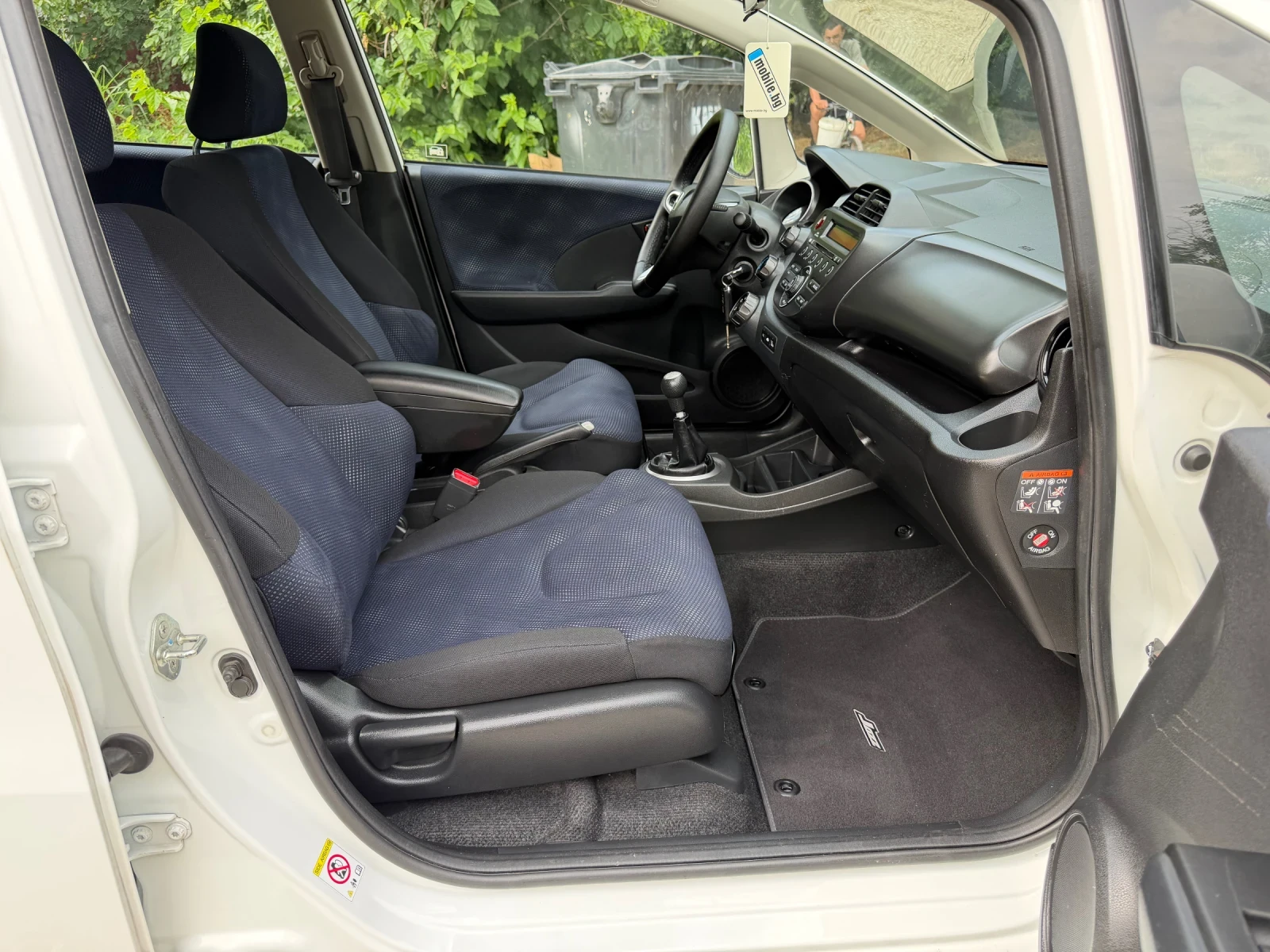Honda Jazz 1.2i ГАЗ.ИНЖ 90кс 2-ключа Без Ръжди , снимка 11 - Автомобили и джипове - 54946897