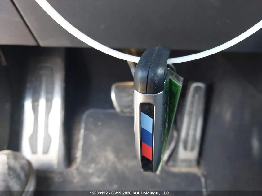 BMW 550 * M PACK* 360* Ambient Light* Head-up* ПОДГРЕВ* , снимка 12 - Автомобили и джипове - 55050796
