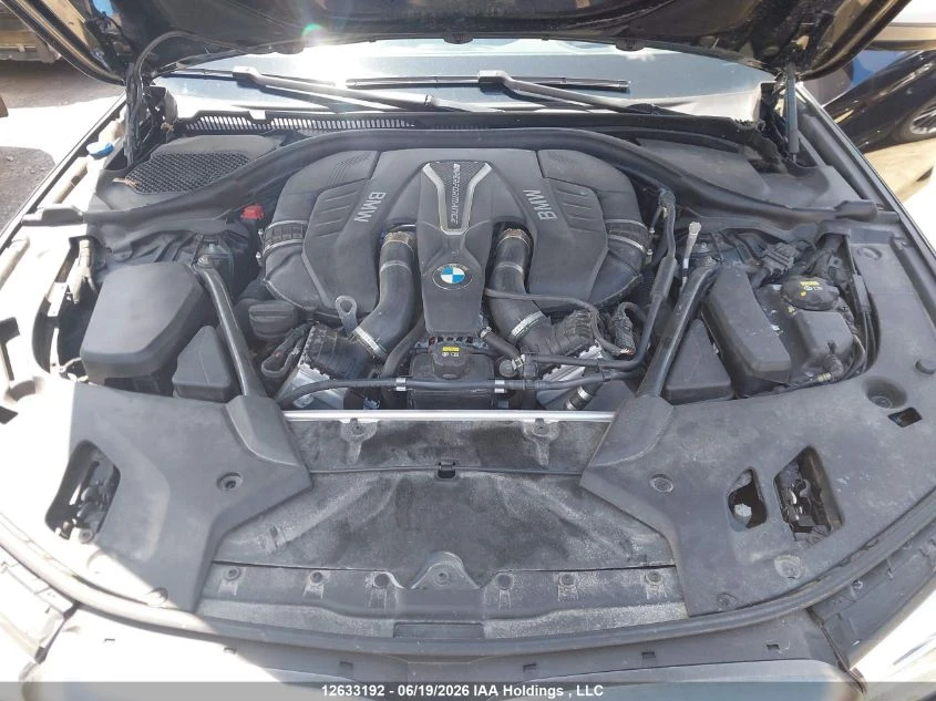 BMW 550 * M PACK* 360* Ambient Light* Head-up* ПОДГРЕВ* , снимка 11 - Автомобили и джипове - 55050796