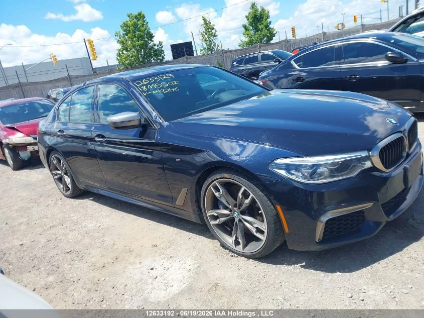 BMW 550 * M PACK* 360* Ambient Light* Head-up* ПОДГРЕВ* , снимка 13 - Автомобили и джипове - 55050796