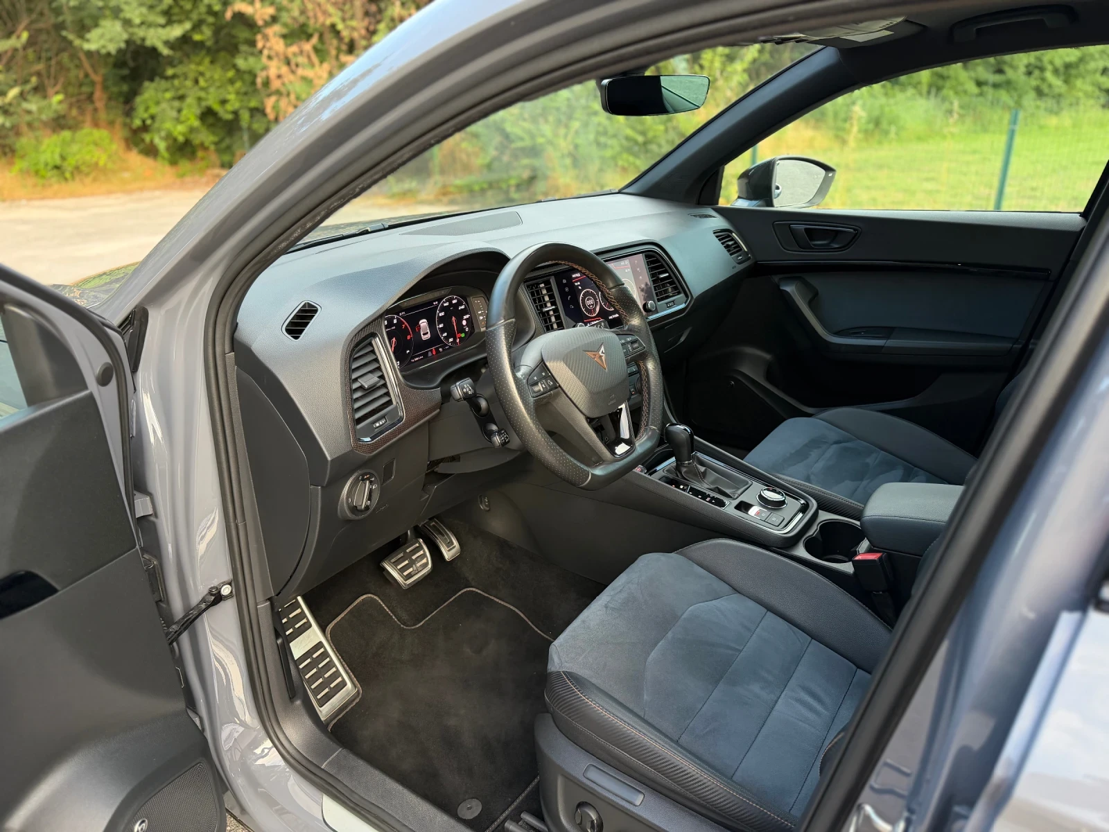 Cupra Ateca Limited Edition 2.0TSI 4Drive Akrapovic, снимка 9 - Автомобили и джипове - 55091162
