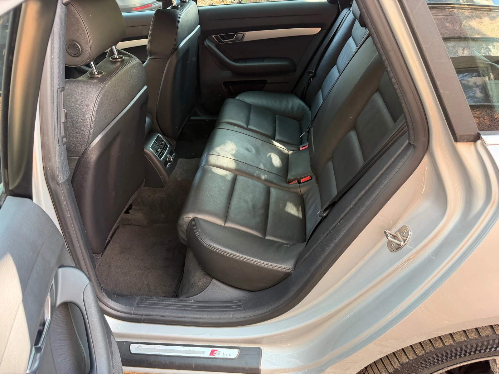Audi A6 3.0Д S Line Швейцария, снимка 12 - Автомобили и джипове - 55753570