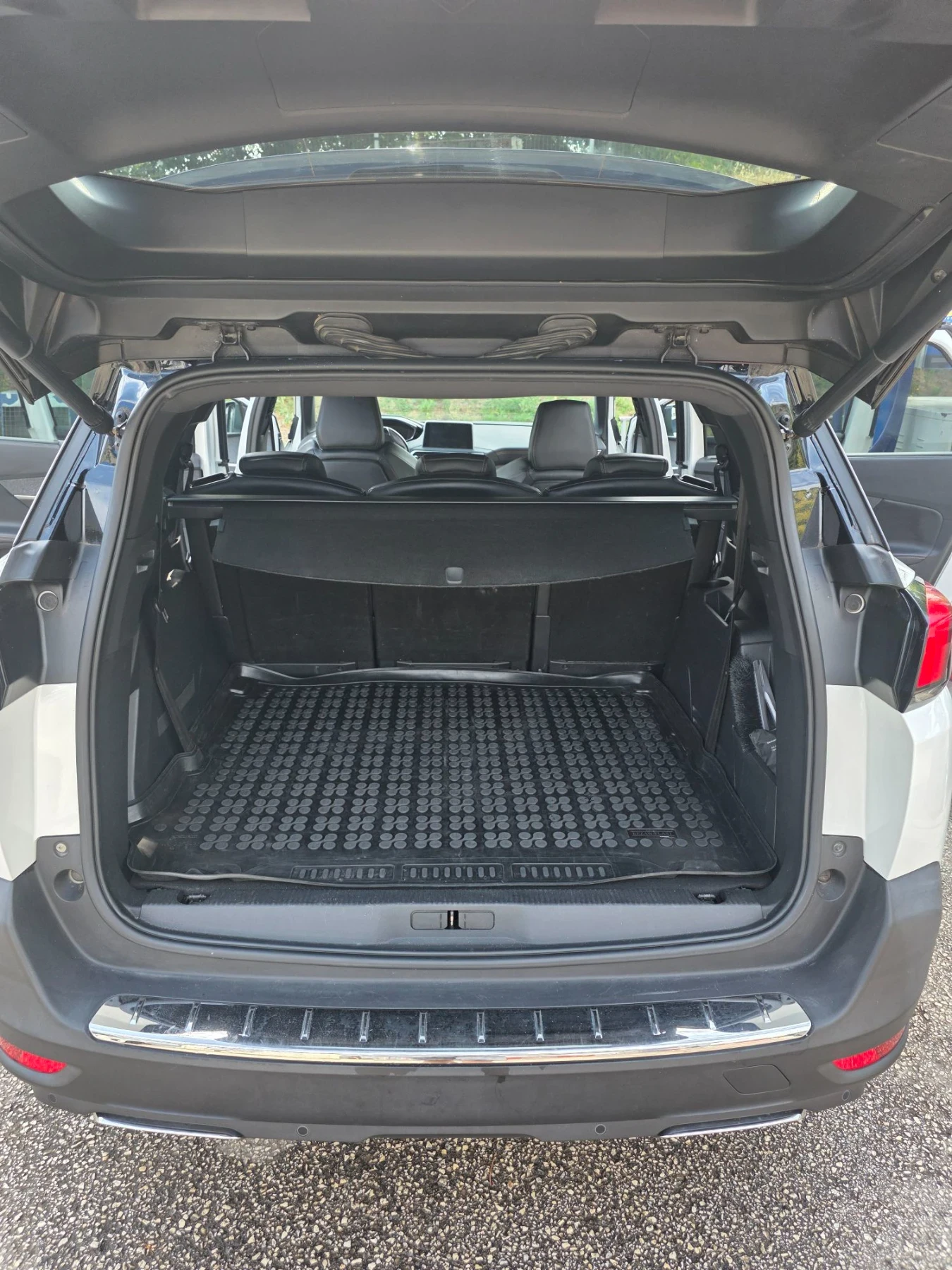 Peugeot 5008 2.0 BlueHDI , снимка 13 - Автомобили и джипове - 56080777