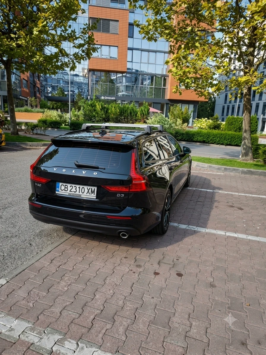 Volvo V60 D3, снимка 9 - Автомобили и джипове - 56149035