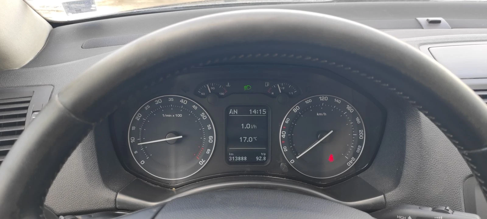 Skoda Octavia Laurin & Klement" 1. 8 TSi | Mobile.bg � ����������� 16