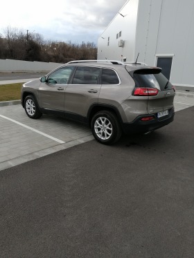 Jeep Cherokee 3.2 LATITUDE , снимка 5