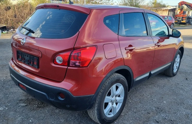 Nissan Qashqai 2.0i 4x4 Кожа / Панорама, снимка 4 - Автомобили и джипове - 45301644