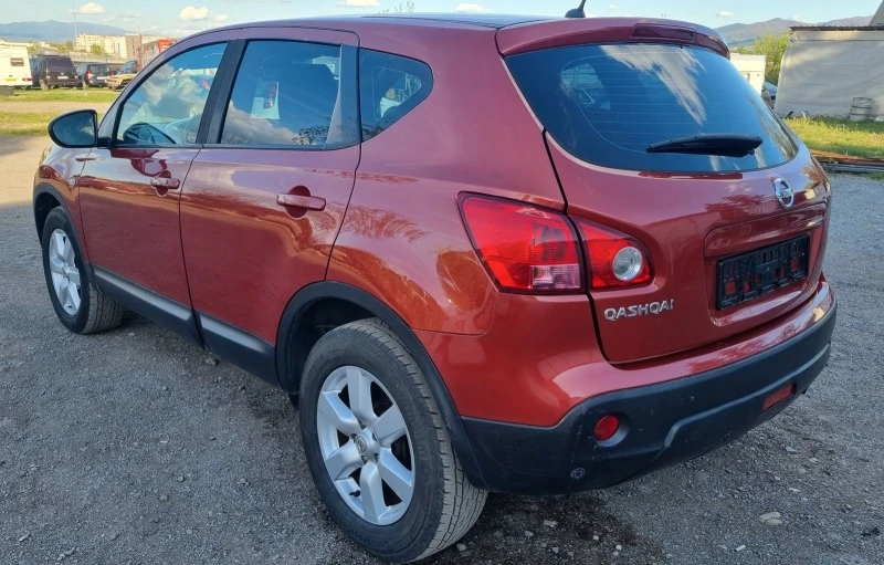 Nissan Qashqai 2.0i 4x4 Кожа / Панорама, снимка 3 - Автомобили и джипове - 45301644