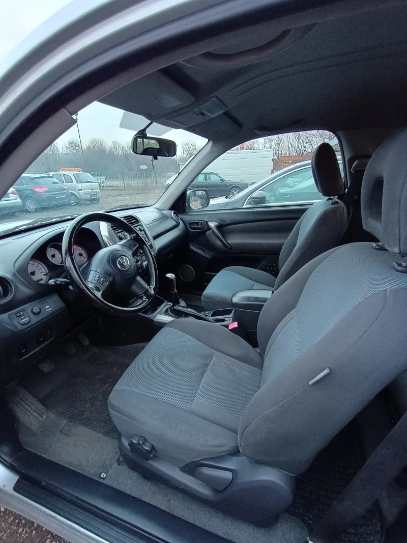 Toyota Rav4 2.0, снимка 5 - Автомобили и джипове - 49318672