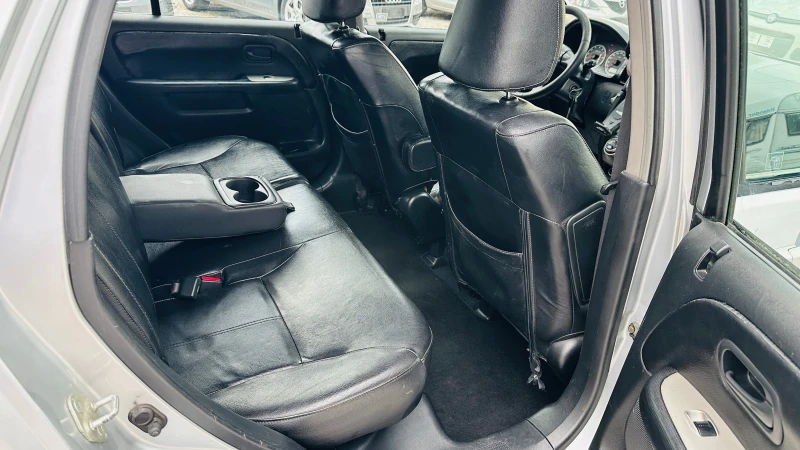 Honda Cr-v 2.0i-150кс 4x4 газ-автомат-Италия, снимка 10 - Автомобили и джипове - 51023412