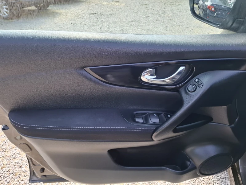 Nissan Qashqai 1.5 dci   110кс., снимка 14 - Автомобили и джипове - 51194683