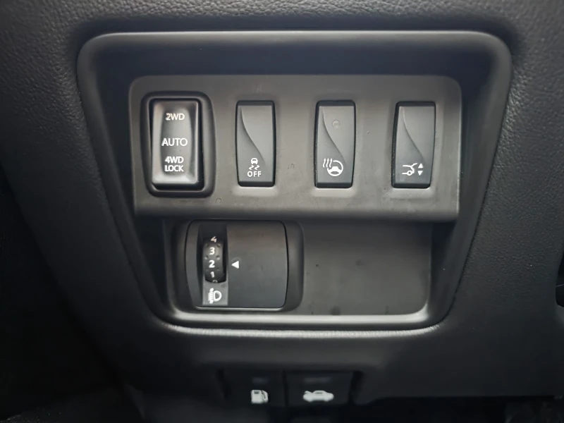 Renault Koleos 2.0Dci 4x4, снимка 13 - Автомобили и джипове - 52975738