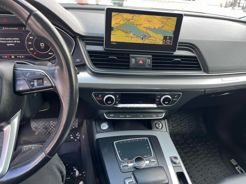 Audi Q5 * Technik * CARFAX * БЕЗ ПЪРВОНАЧАЛНА ВНОСКА, снимка 9 - Автомобили и джипове - 53289512