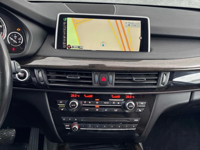 BMW X5 * xDrive40e * CARFAX * ПОДГРЕВИ * PANO * NAVI, снимка 9 - Автомобили и джипове - 53424781