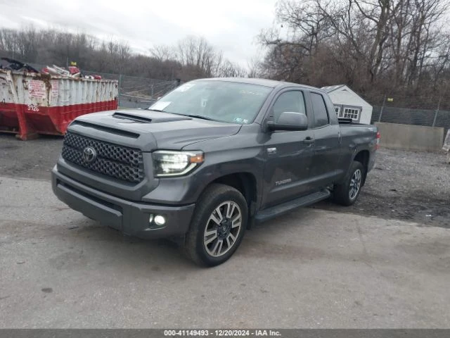 Toyota Tundra SR5, Минимална щета, Налична е пълна сернизна!, снимка 1 - Автомобили и джипове - 48730524