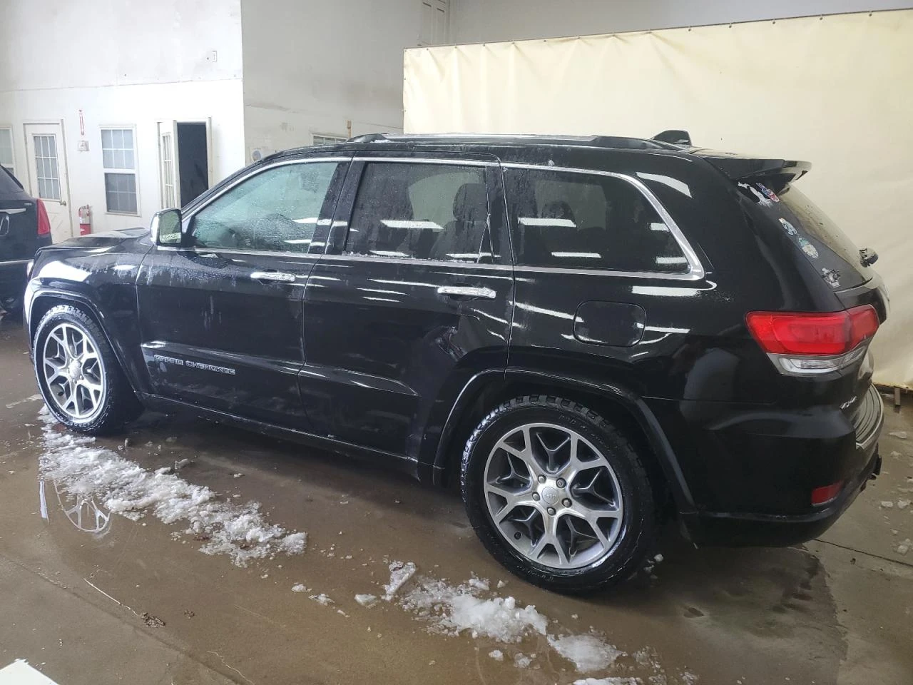 Jeep Grand cherokee 2020 JEEP GRAND CHEROKEE OVERLAND - изображение 4