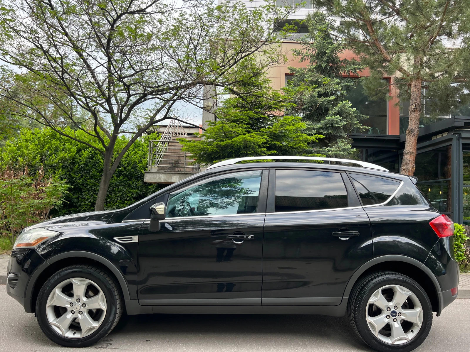 Ford Kuga 2.0TDCI PANORAMA/TITANIUM/4x4/KEYLESS/XENON/KOJA - изображение 3