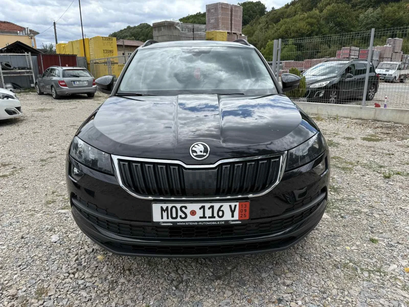 Skoda Karoq 1.6 TDI НАПЪЛНО ОБСЛУЖЕНА - изображение 2