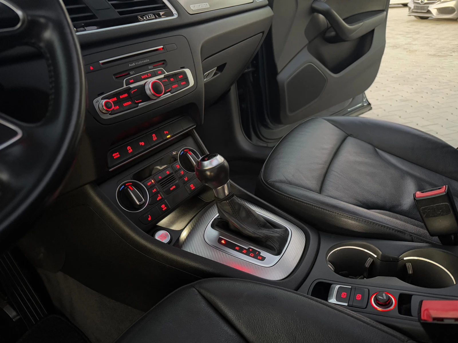 Audi Q3 2.0TDI 150 ks �������� ������ !!  | Mobile.bg � ����������� 12