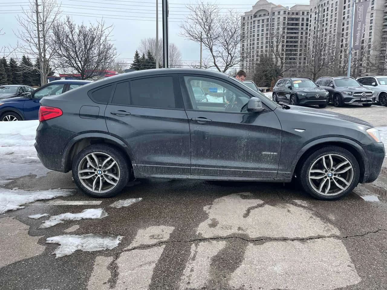 BMW X4 xDrive28i/CARFAX/ПОДГРЕВИ/ШИБИДАХ/ПРЕДСТАВИТЕЛСТВО, снимка 4 - Автомобили и джипове - 53715689