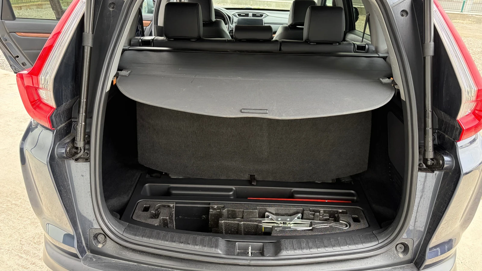 Honda Cr-v Hybrid, снимка 14 - Автомобили и джипове - 54063251