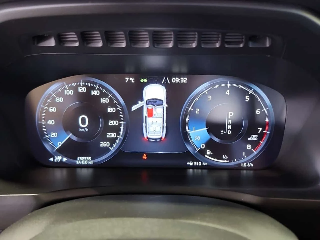 Volvo Xc90 * R DESIGN * ПАНОРАМА* 360 КАМЕРА* , снимка 9 - Автомобили и джипове - 54268622