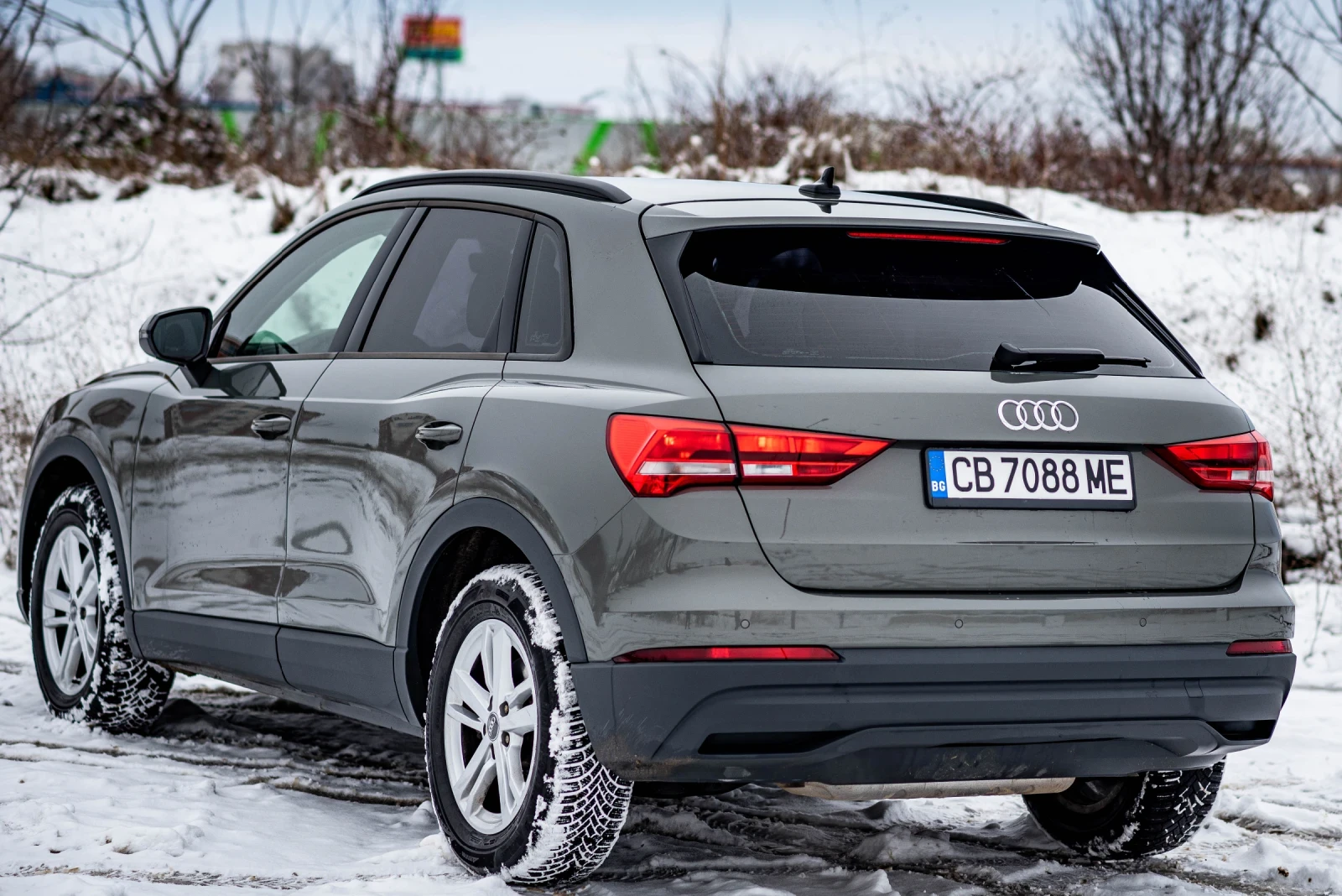 Audi Q3, снимка 8 - Автомобили и джипове - 54371702