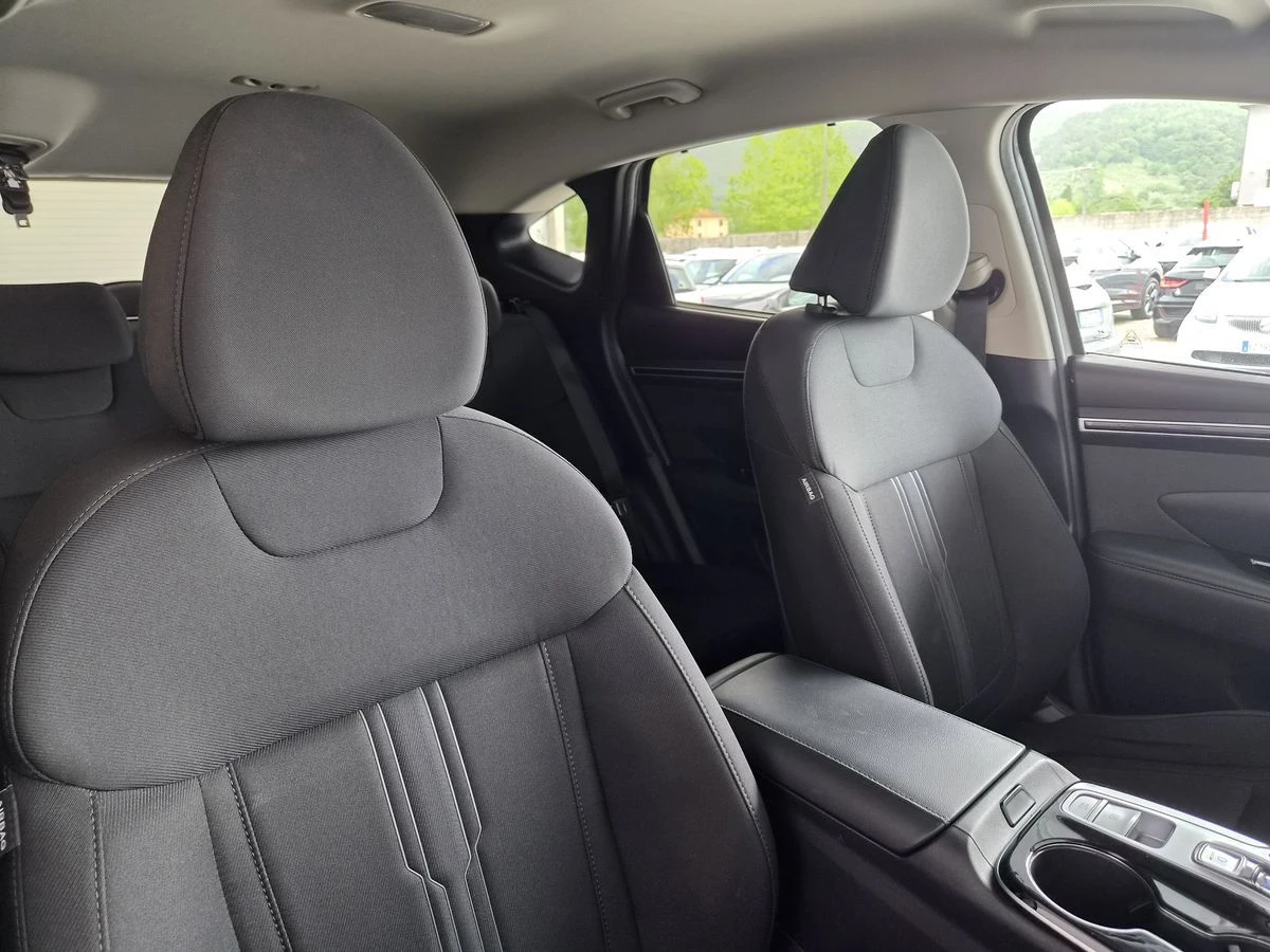 Hyundai Tucson 1.6 T-GDI Hybrid Exellence, снимка 10 - Автомобили и джипове - 54552497