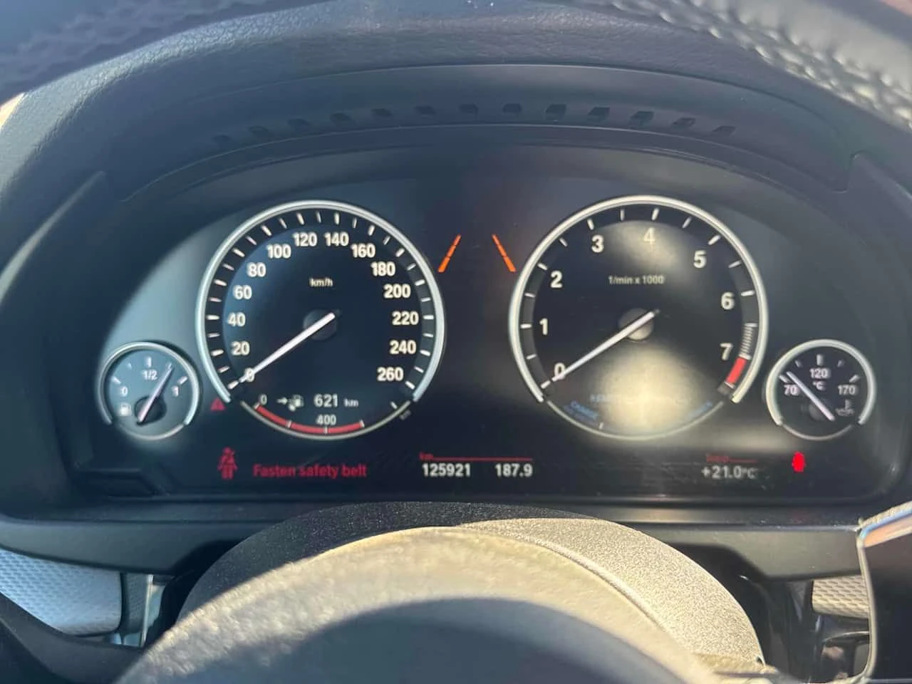 BMW X5 * xDrive40e * АВТОКРЕДИТ  БЕЗ ПЪРВОНАЧАЛНА ВНОСКА*, снимка 8 - Автомобили и джипове - 55019411