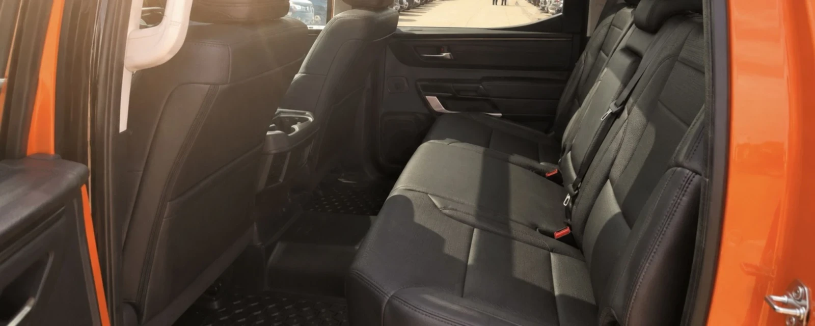 Toyota Tundra CREWMAX HYBRID , снимка 9 - Автомобили и джипове - 55317351