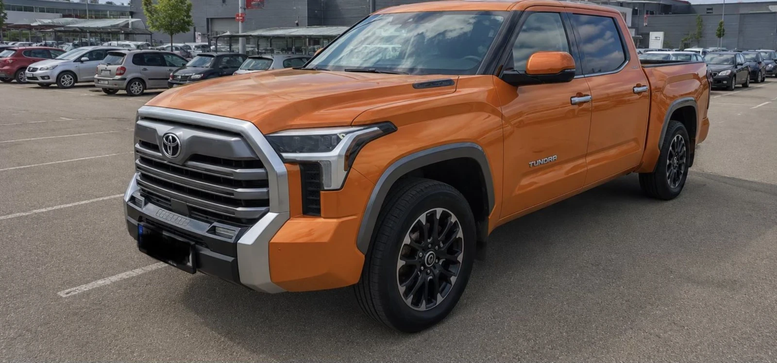Toyota Tundra CREWMAX HYBRID , снимка 2 - Автомобили и джипове - 55317351