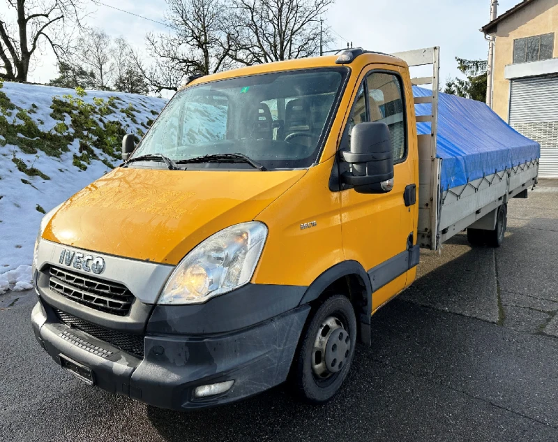 Iveco 35c15 3.0L* 5.90m* ВЪЗД.ВЪЗГЛАВНИЦИ* БЛОКАЖ* до3.5т, снимка 2 - Бусове и автобуси - 48158561